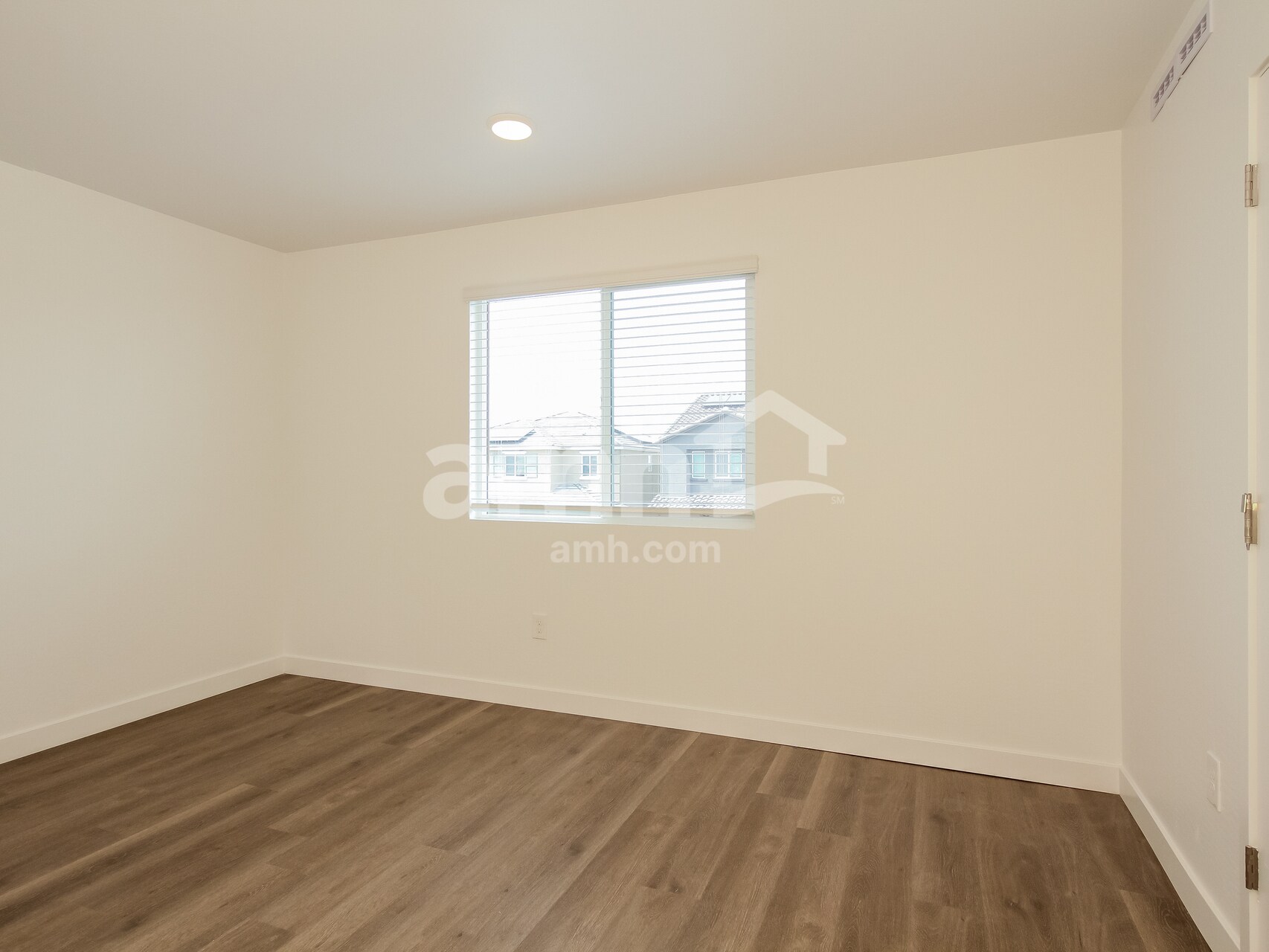 Building Photo - 12631 W Flynn Ln