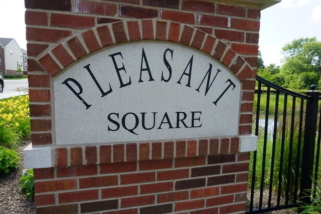 Building Photo - 74 Marcel Ln