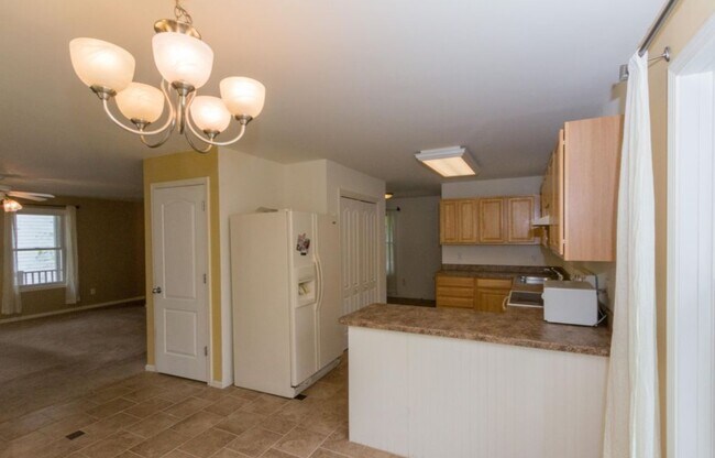 Building Photo - 14 Rowland St