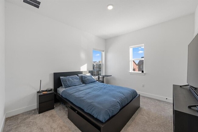 Building Photo - 5902 Rangeland Rd