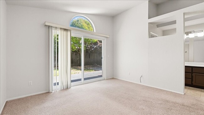 Building Photo - 6540 Shasta Creek Way