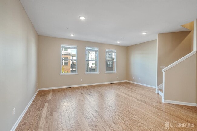 Building Photo - 57 Cannon St