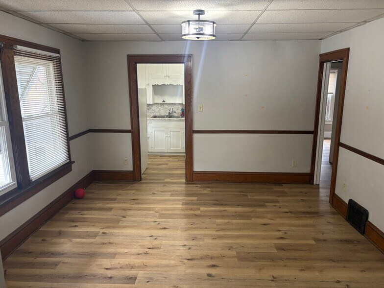 Building Photo - 1437 16th St NW