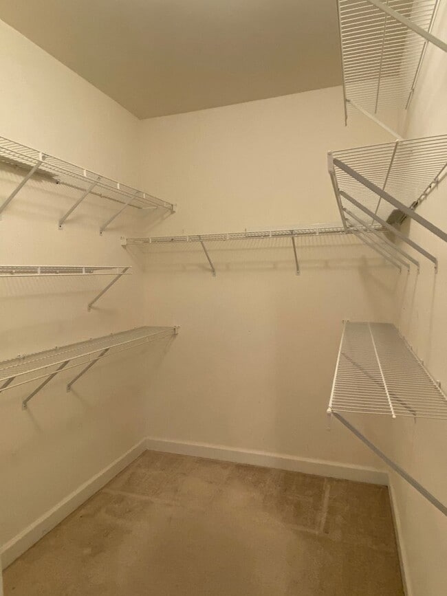 Building Photo - Orchard Farms, 4 Bedroom 2.5 Bath