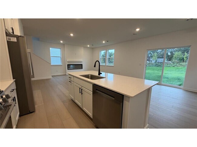 Building Photo - 22348 Isla Wy