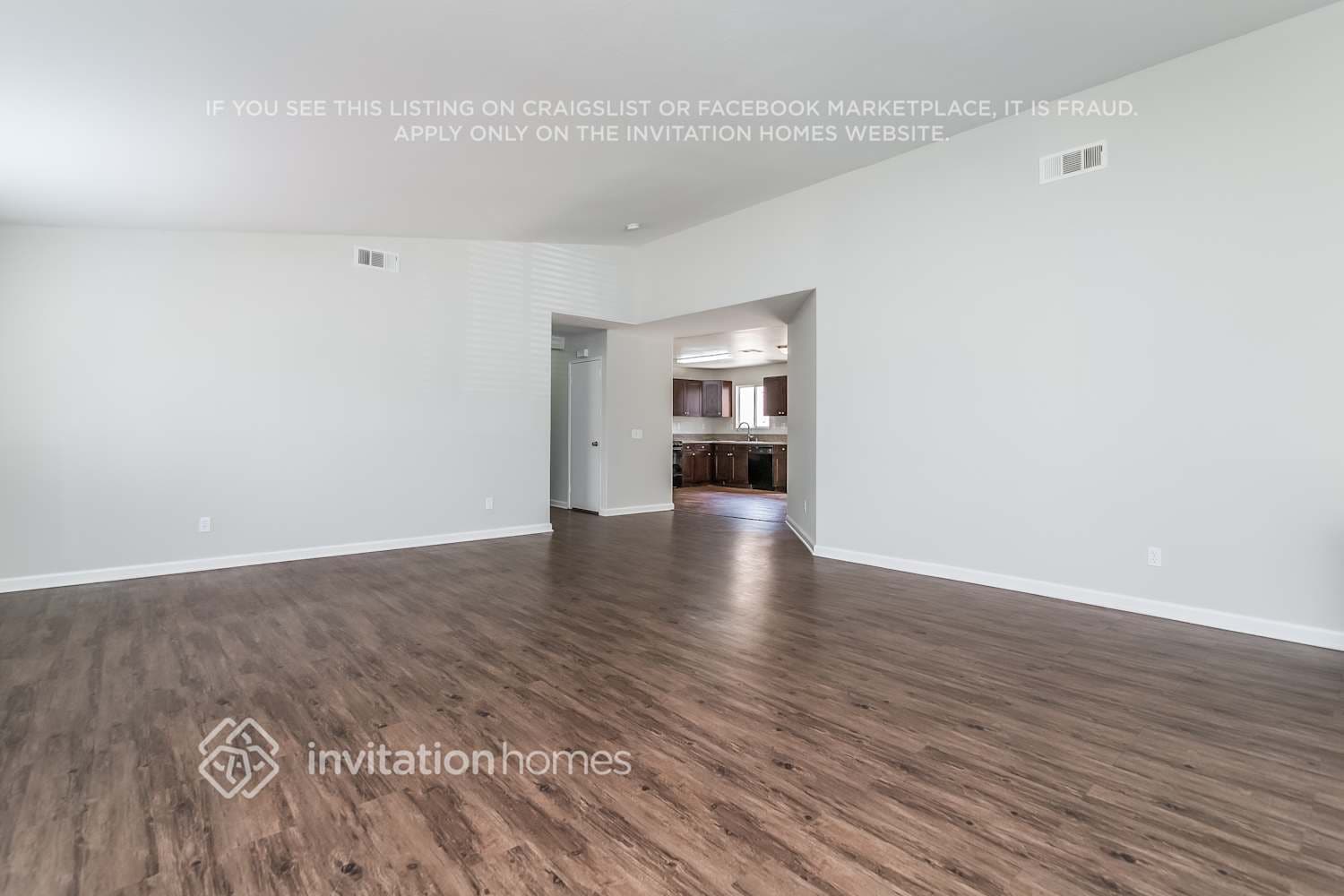 Building Photo - 973 Halfmoon Ct N