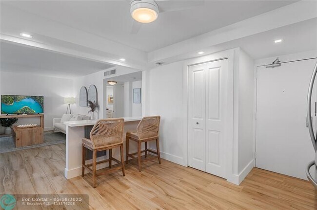 Building Photo - 3500 Galt Ocean Dr