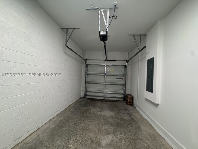 Building Photo - 3550 Spanish Cedar Pl
