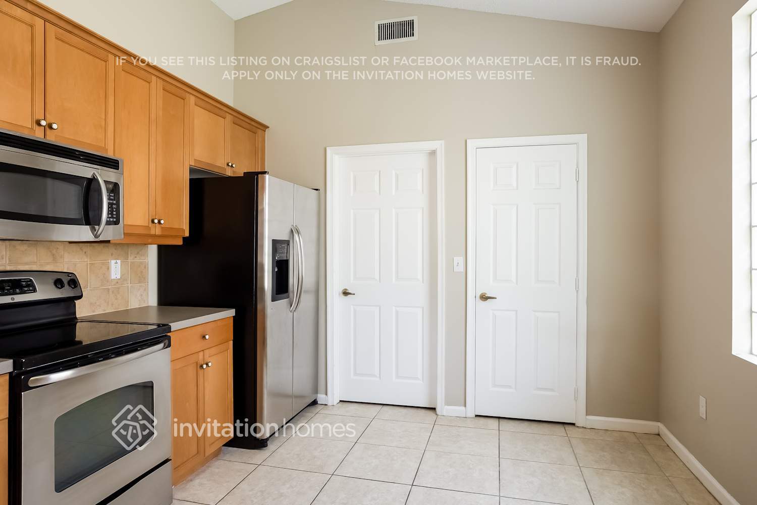 Building Photo - 6119 Oak Bluff Way