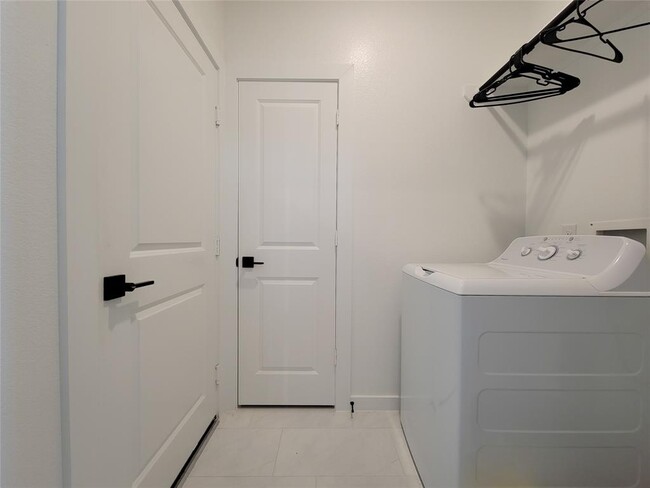 Building Photo - 31526 Beacon Cove Trl