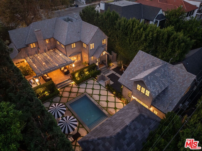 Building Photo - 1614 N Fairfax Ave