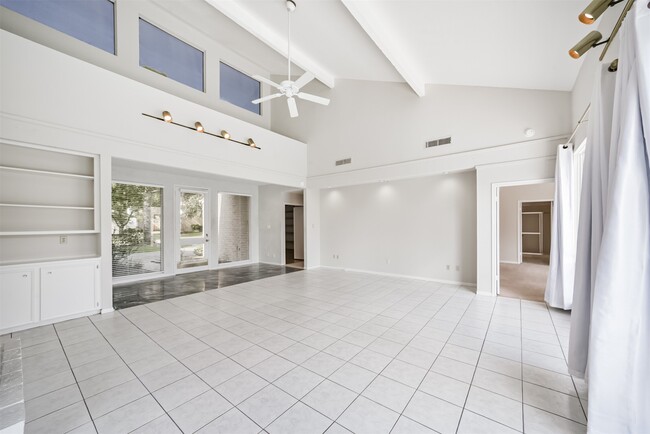 Building Photo - 11826 Cedar Pass Dr