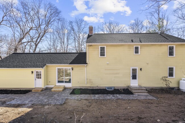 Building Photo - 40 Harkness Dr