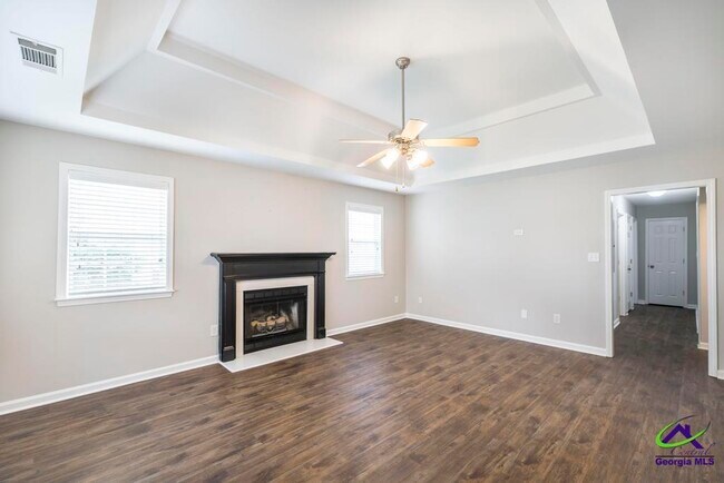Building Photo - 200 Stirling Bridge Dr