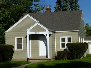 Building Photo - 4331 Lafayette St