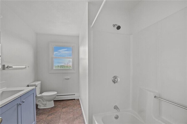 Building Photo - 357-357 Bristol Ferry Rd