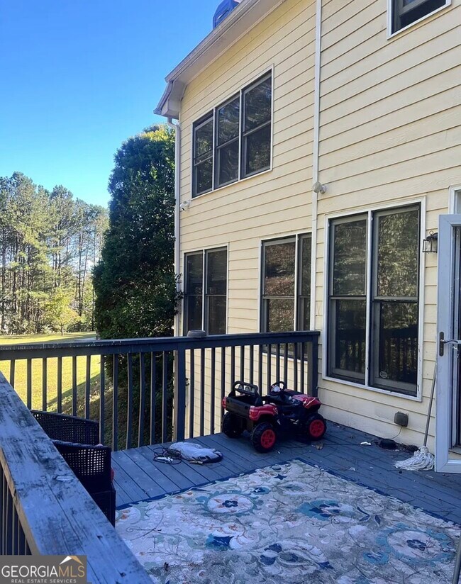 Building Photo - 3335 Prairie Dr