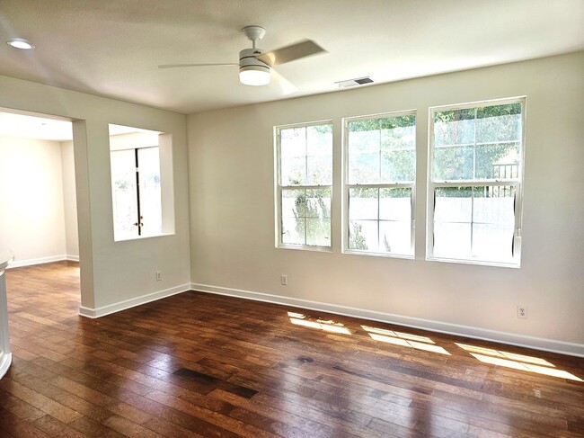 Building Photo - 2862 Echo Springs Dr