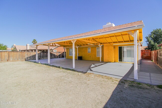 Building Photo - 36805 Alder St