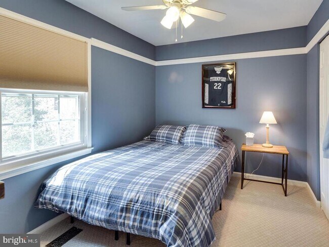 Building Photo - 3975 Wilcoxson Dr