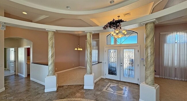 Building Photo - 3580 Prairie Ave