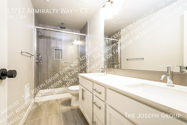 Building Photo - 13717 Admiralty Way