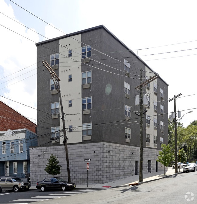 The Grand 747 Grand St Jersey City NJ 07304 Apartment Finder