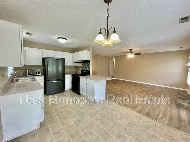 Building Photo - 103 Peregrine Pl