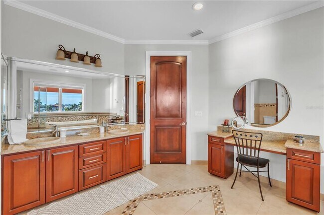 Building Photo - 7924 3rd Ave S