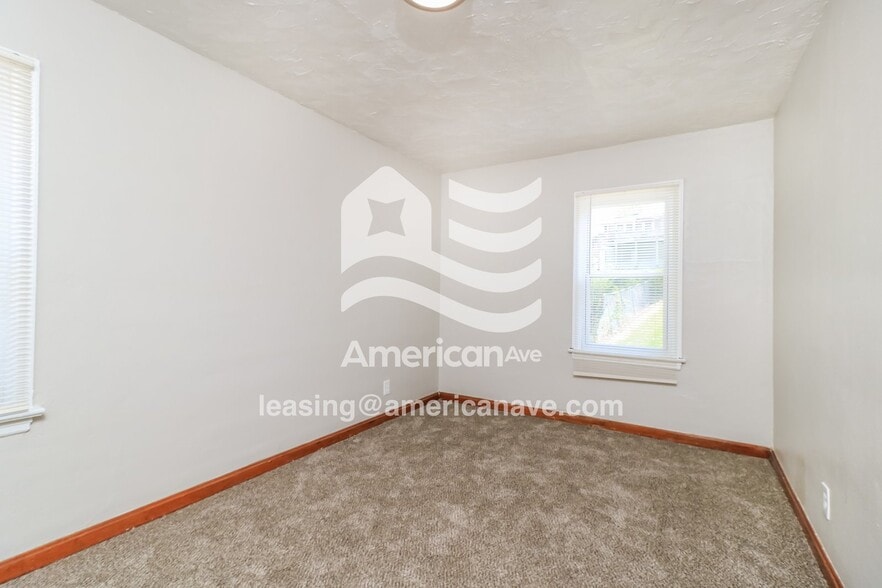 Building Photo - 4422 June Ave