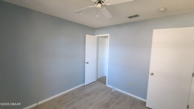 Building Photo - 428 Sandpiper Ct