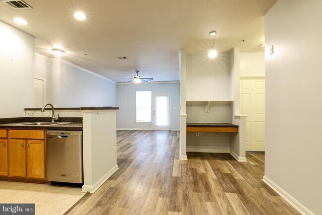 Building Photo - 5123 Travis Edward Way