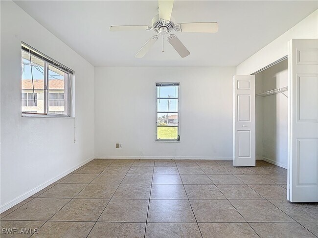 Building Photo - 1107 Cape Coral Pkwy W
