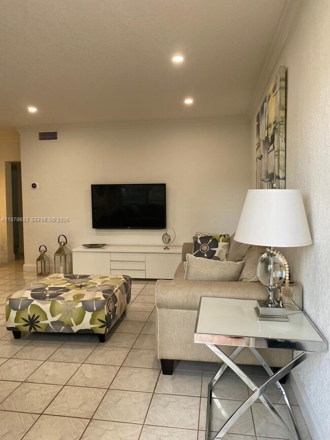 Building Photo - 2200 S Ocean Dr