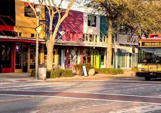 Building Photo - 2715 2nd Ave S