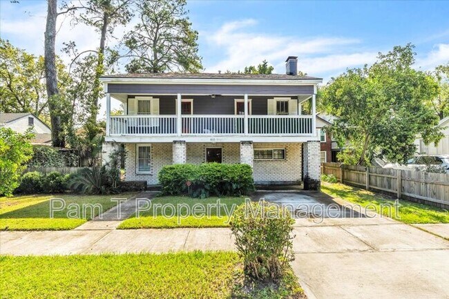 Primary Photo - 815-A E 32nd St