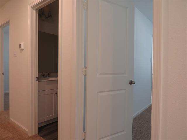 Building Photo - 1906 Chapel Hl Rd