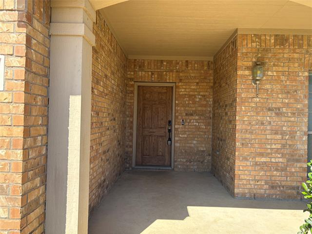 Building Photo - 1104 Saddle Ct