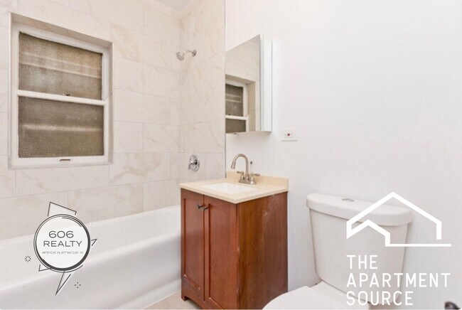 Building Photo - 1942 Grove Ave