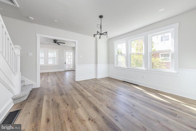 Building Photo - 511 Bettlewood Ave