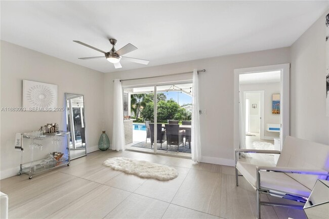 Building Photo - 1424 NE 53rd Ct