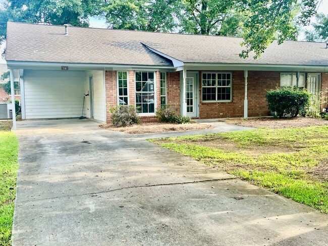 Building Photo - 14-16 Stonecreek Drive