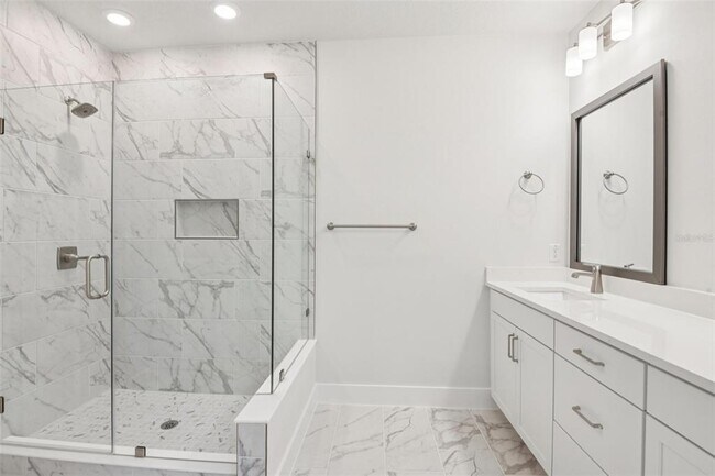 Building Photo - 3129 4th Ter N