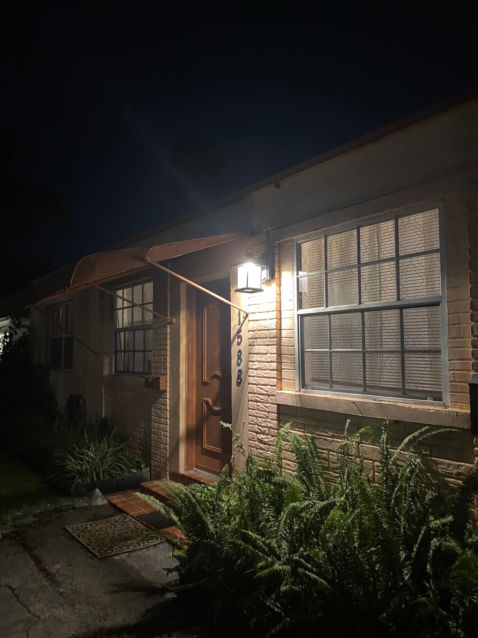 Building Photo - 1588 NE 110th St