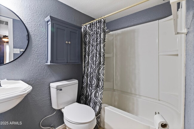 Building Photo - 13810 N 48th Ave