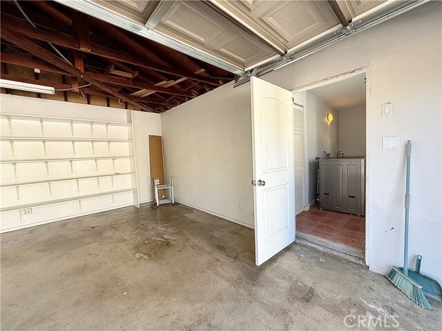 Building Photo - 22346 Burbank Blvd