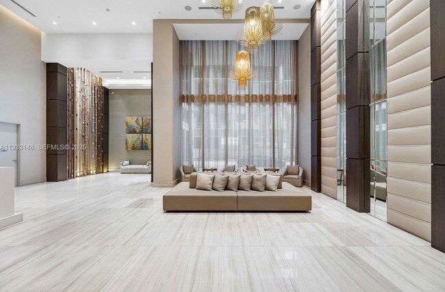 Building Photo - 1010 SW 2nd Ave