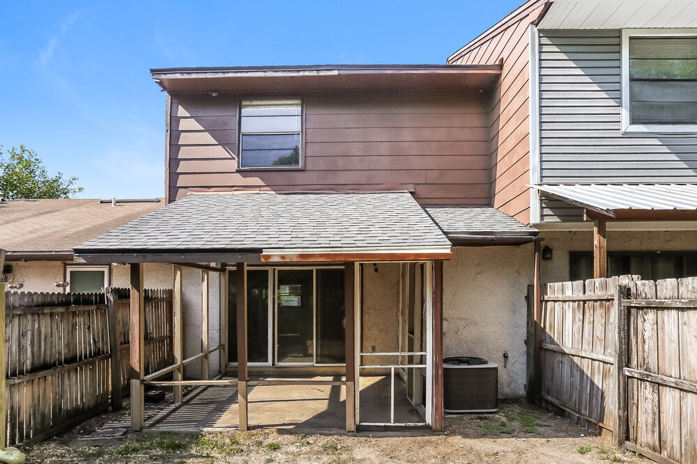 Building Photo - 7656 Arble Dr