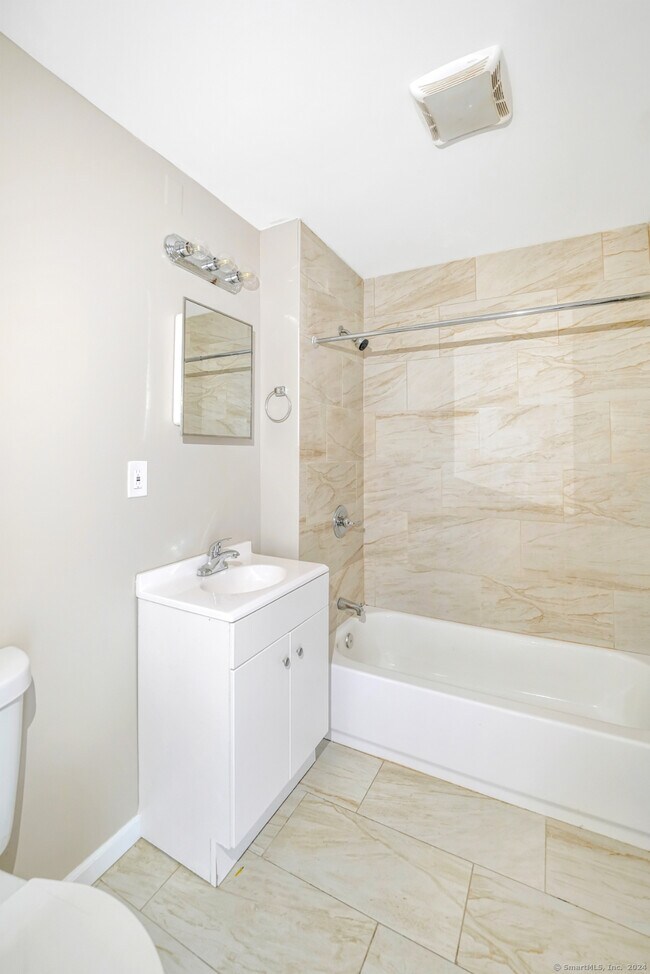 Building Photo - 35-39 Sumner St