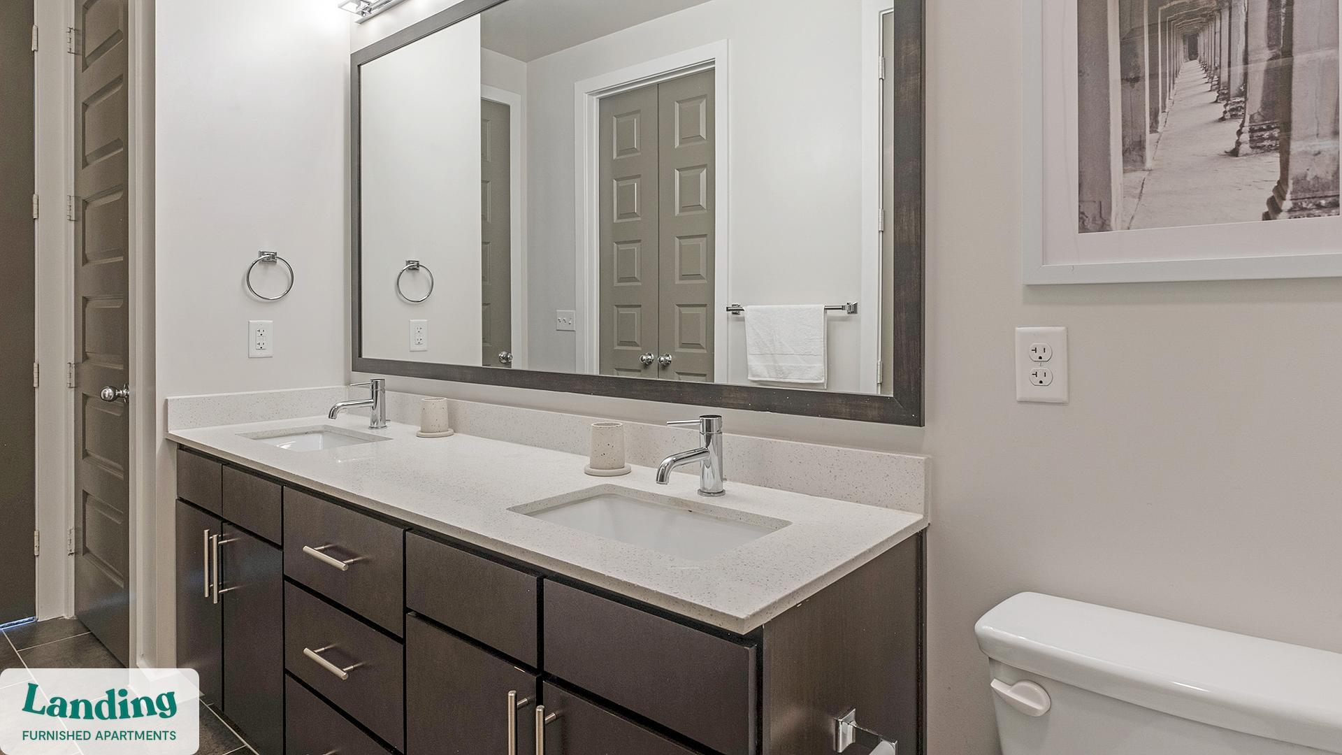 Building Photo - 825 Usener St